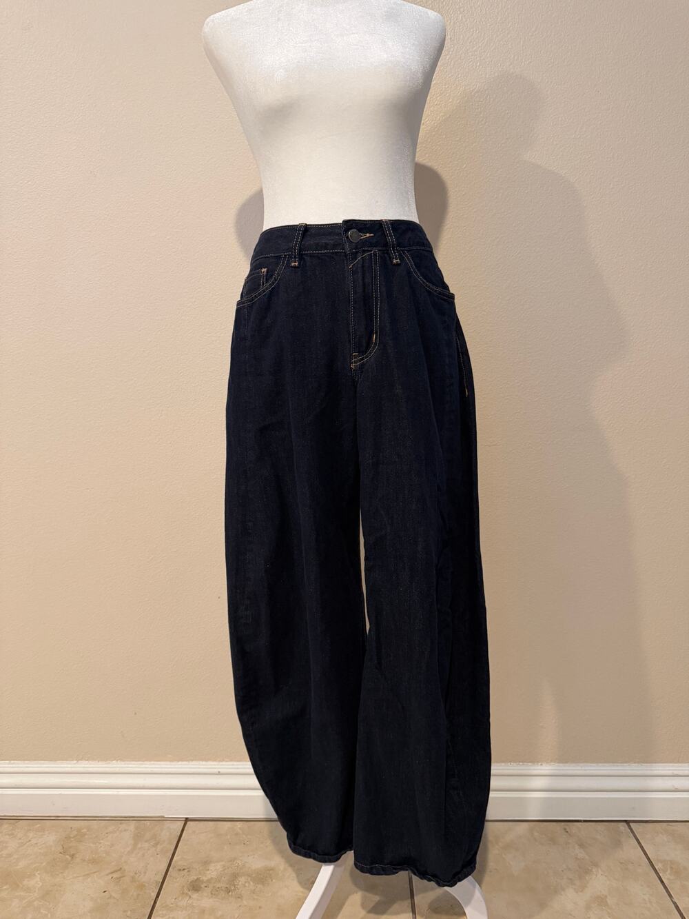 Cider Low Rise Barrel Leg Jeans